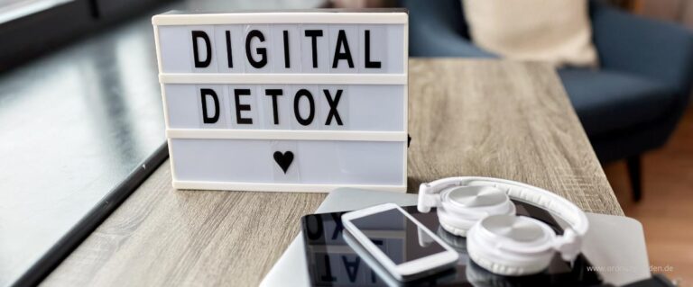 Digitales Detox im Alltag: Entschleunigen in einer vernetzten Welt mit Ordnungsfaden Marketa Lübben